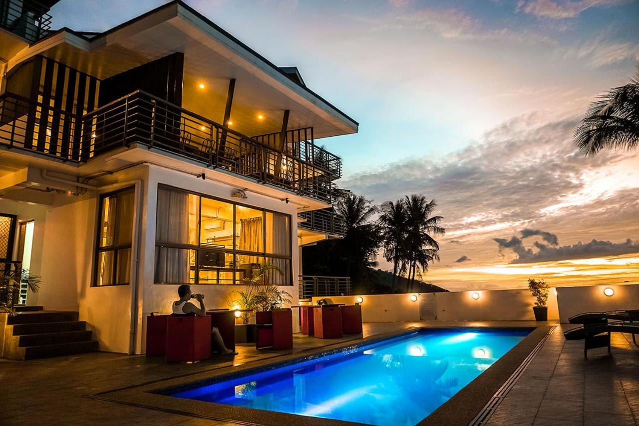 Av Suites Puerto Galera Exterior foto